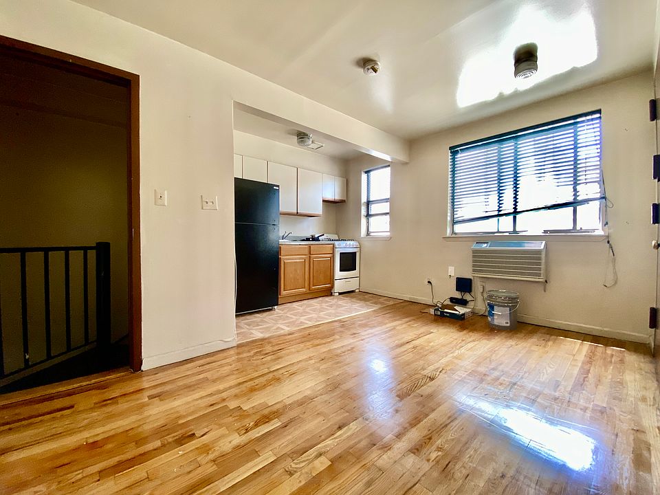 2nd image of 223 9th St Floor 1