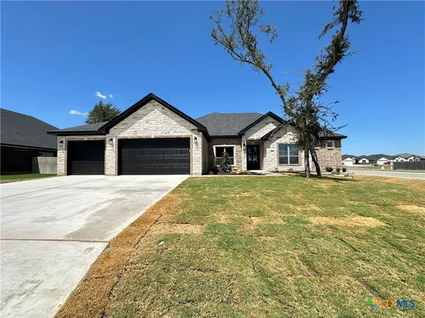 800 Eagle Heights Dr, Salado, TX 76571