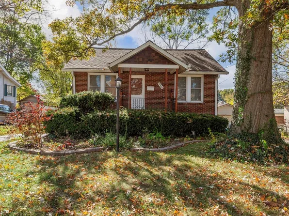 8964 Forest Ave, Saint Louis, MO 63114