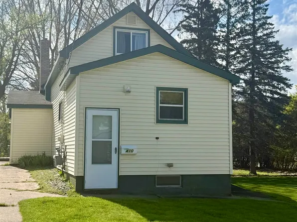 410 Quinnesec St, Iron Mountain, MI 49801