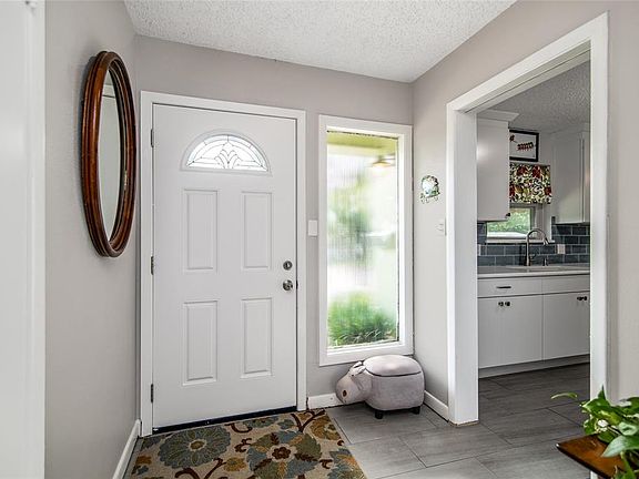 5th image of 3120 Jane Ln