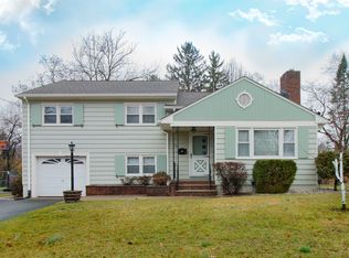 204 Rutledge Ct, North Plainfield, NJ 07060