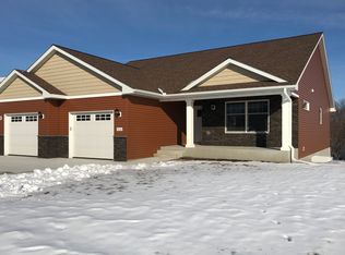 1806 Turner Rd, New Ulm, MN 56073