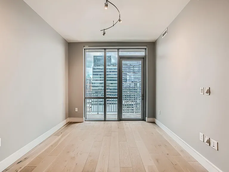 222 West Ave #2203 — Photo 3