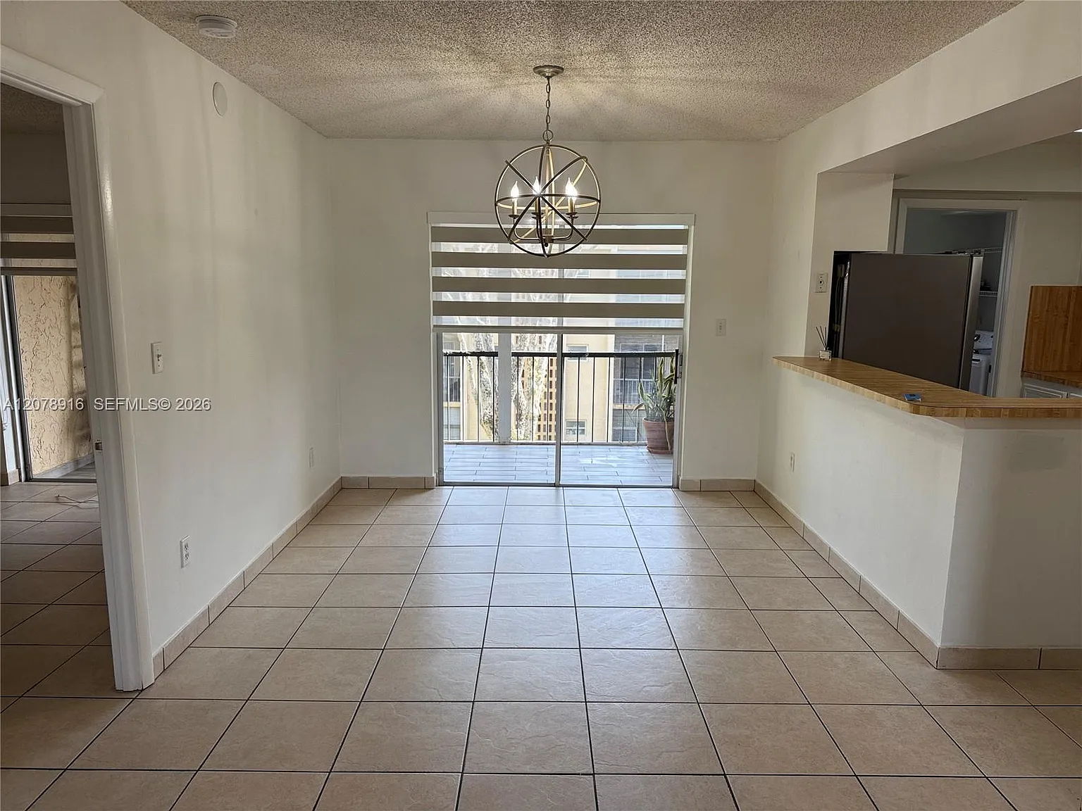 Kendall Acres West Condo — Photo 2