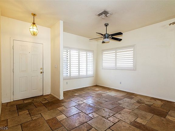 4th image of 7705 Four Seasons Dr