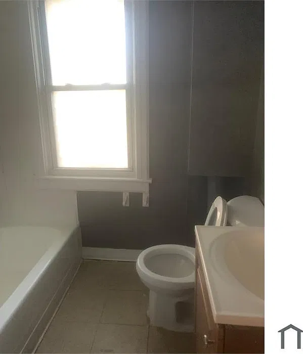 2 bed, 700 sqft, $1,200 — Photo 4