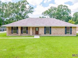 10769 Greencrest Dr, Baton Rouge, LA 70811