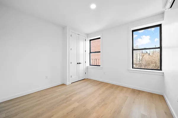 Rented by Ankor Management BH LLC | media 10