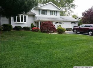 288 Neil Ave, Belford, NJ 07718