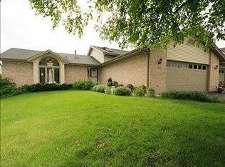 9434 Targee Ct, Roscoe, IL 61073