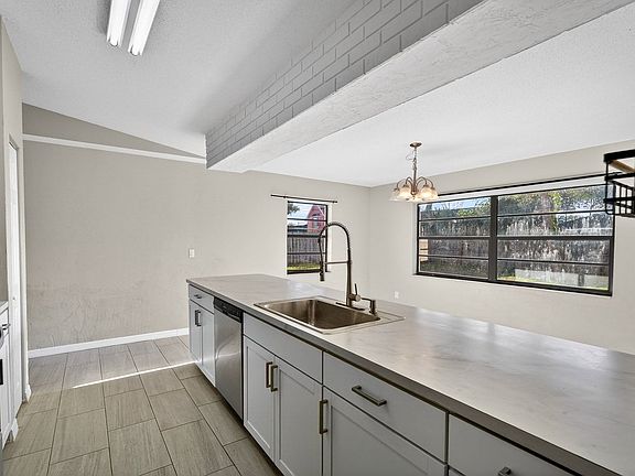 2nd image of 1956 Red Cedar Cir