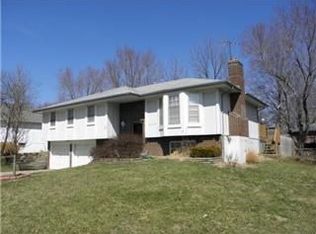 409 Arthur Ave, Bonner Springs, KS 66012