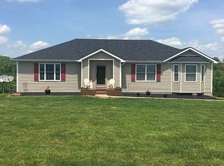 177 Lakeland Dr, Harrodsburg, KY 40330