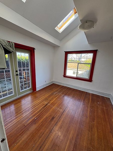 Vancouver Townhouse for rent - 4 Bedrooms — photo 5