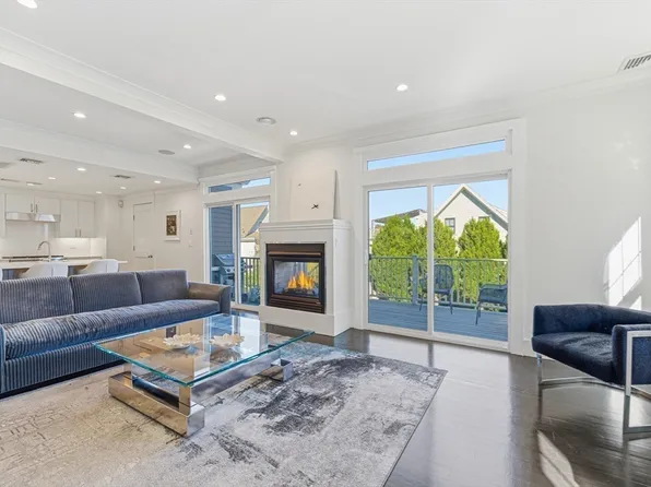 108 Cushing Ave #2, Dorchester, MA 02125