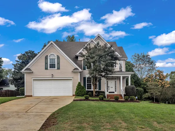 100 Lakeleaf Ct, Cary, NC 27518