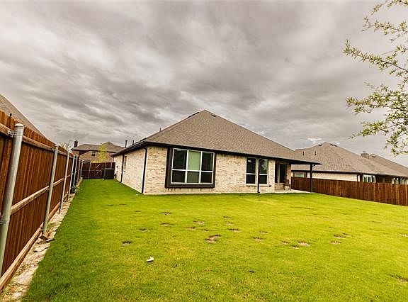 3rd image of 3429 Herd Way