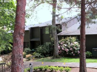 157 Westbrook Way, Eugene, OR 97405