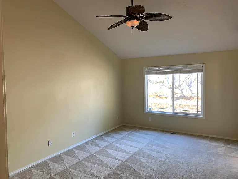 2895 Vintage Ave SE — Photo 29
