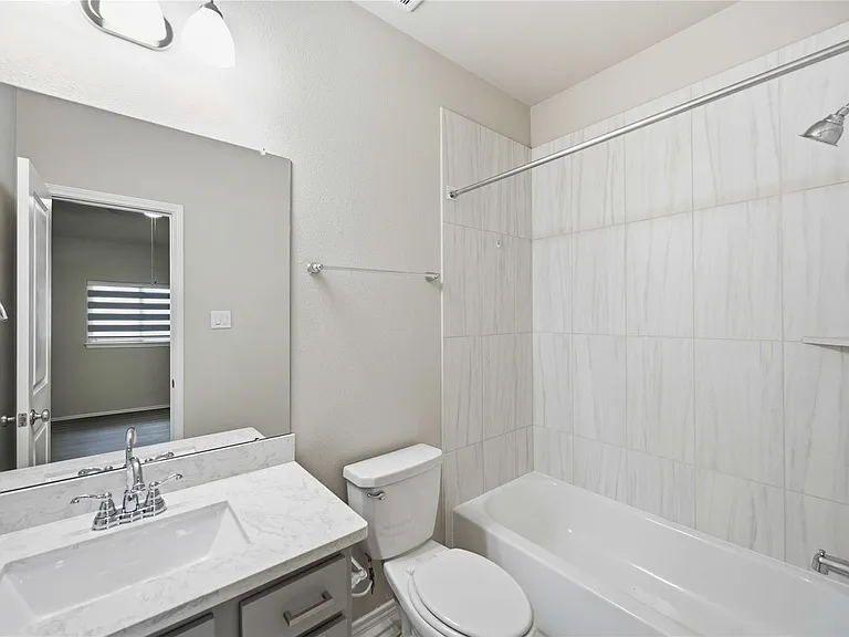 20427 Windcrest Colony Trl — Photo 23