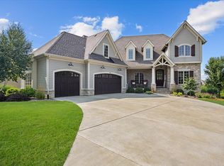 754 Wild Ginger Rd, Sugar Grove, IL 60554