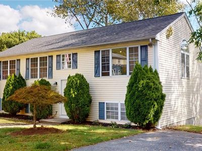 65 11th Ave, Woonsocket, RI, 02895