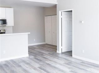 5122 S Jones Blvd UNIT 102, Las Vegas, NV 89118