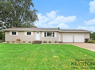 7319 Glendora Ave, Jenison, MI 49428