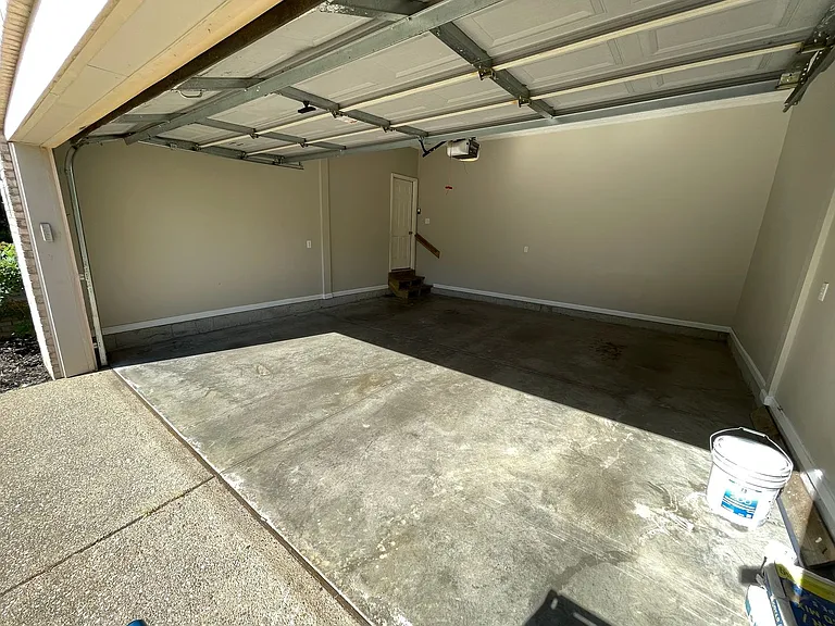 10704 Copper Ridge Dr — Photo 33