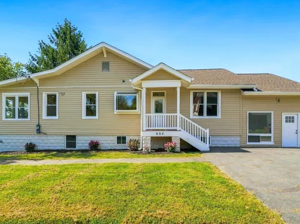 692 Ridge Rd, Mount Airy, MD 21771