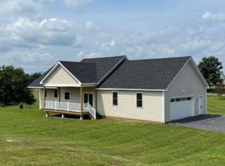 6 Countryside Dr, Barre, VT 05641