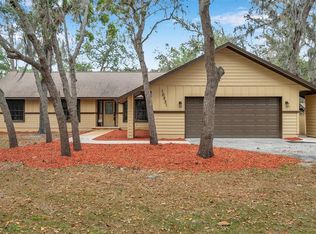 10531 Lakeview Dr, New Port Richey, FL 34654