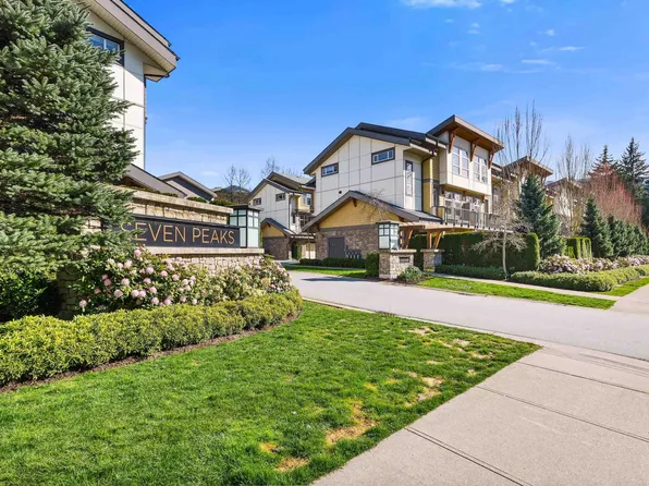 39548 Loggers Ln #15, Squamish, BC V8B 1B9