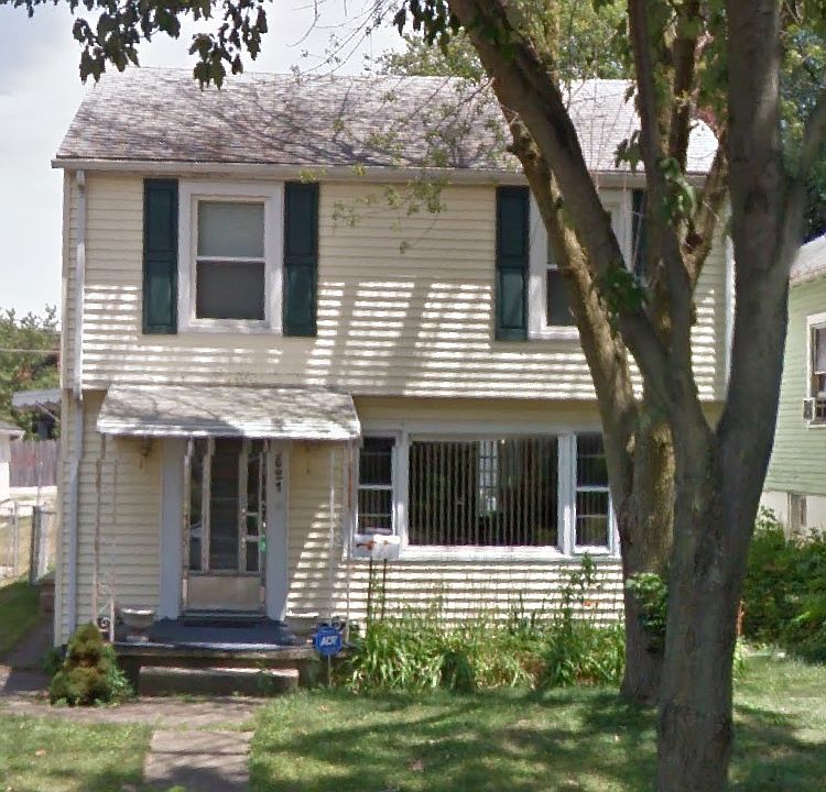 2nd image of 3521 S Harrison St