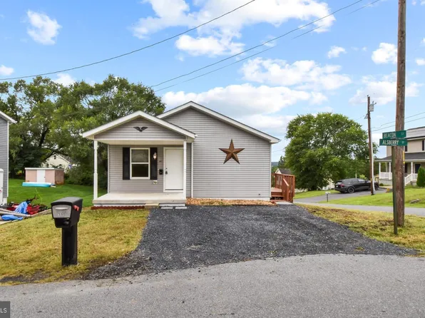 391 Alsberry St, Strasburg, VA 22657