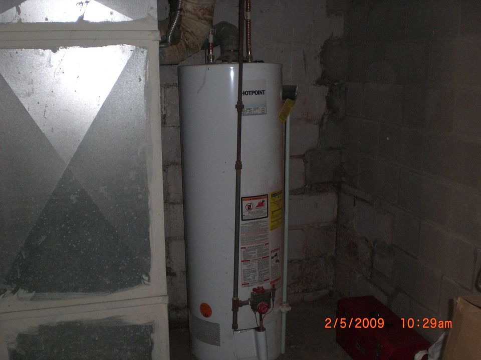 2nd image of 1004 Boone St