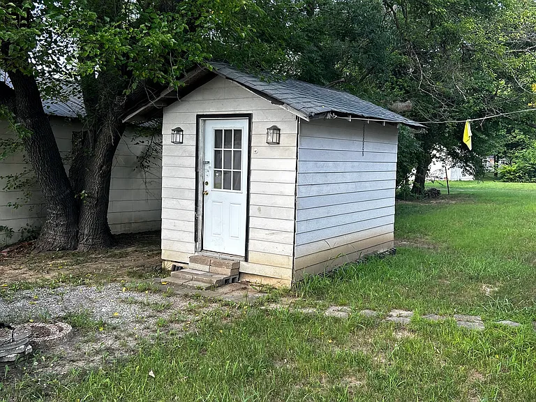 204 N Fawn St — Photo 3