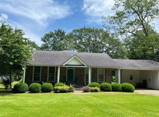 202 East St, Vaiden, MS 39176