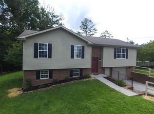 151 Christina Cir, Maynardville, TN 37807