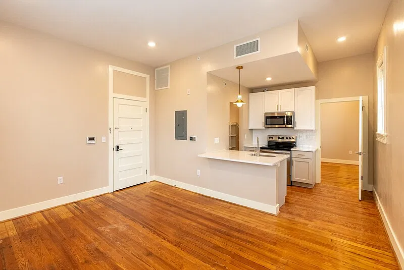 1 bed, 1.0 bath, $1,500 — Photo 4