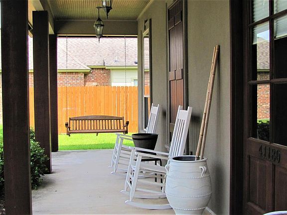 4th image of 41180 Avoyelles Ave