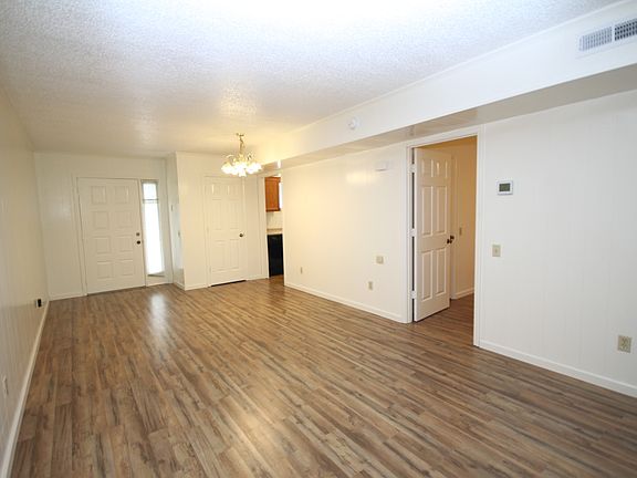 5th image of 11 Shanna Dr APT 6