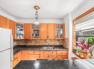218-12 43rd Avenue #2E, Bayside, NY 11361