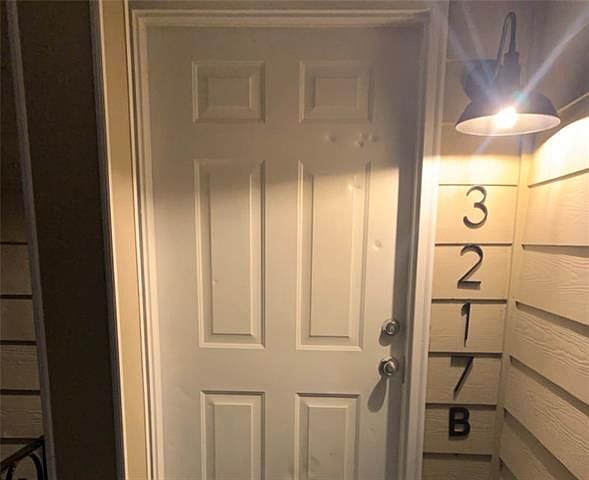 1st image of 3217 Thalia St #B