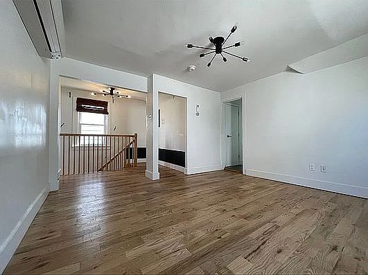 1st image of 420 E 4th St APT 3