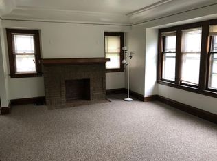 2777 N 45th St, Milwaukee, WI 53210