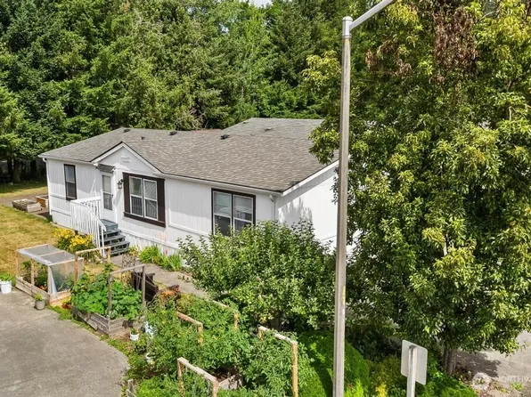 700 N Reed #14, Sedro Woolley, WA 98284