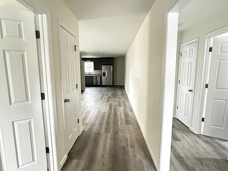 1532 Woodard St — Photo 7