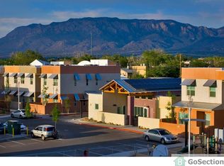 517 San Pedro Dr SE, Albuquerque, NM 87108